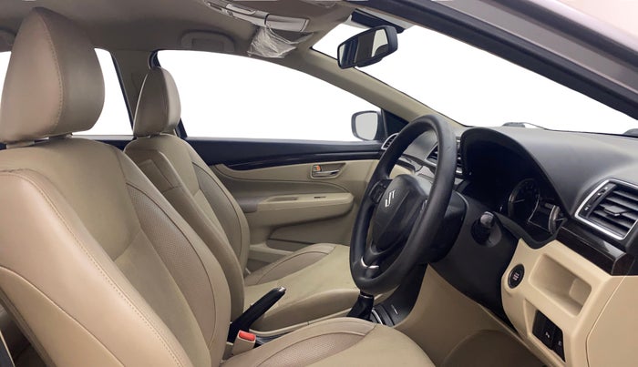 2016 Maruti Ciaz ZXI AT, Petrol, Automatic, 98,888 km, Right Side Front Door Cabin