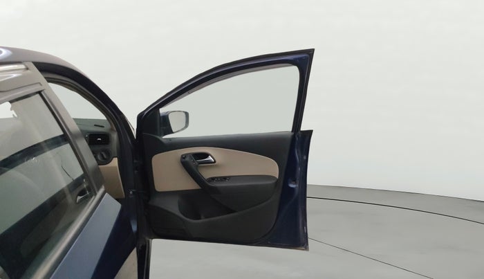 2013 Volkswagen Polo COMFORTLINE 1.2L PETROL, Petrol, Manual, 89,971 km, RHS Front Door