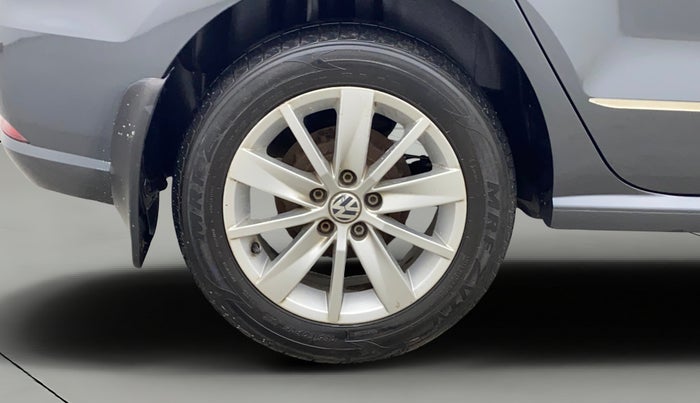 2017 Volkswagen Ameo HIGHLINE PLUS 1.0L 16 ALLOY, Petrol, Manual, 69,025 km, Right Rear Wheel