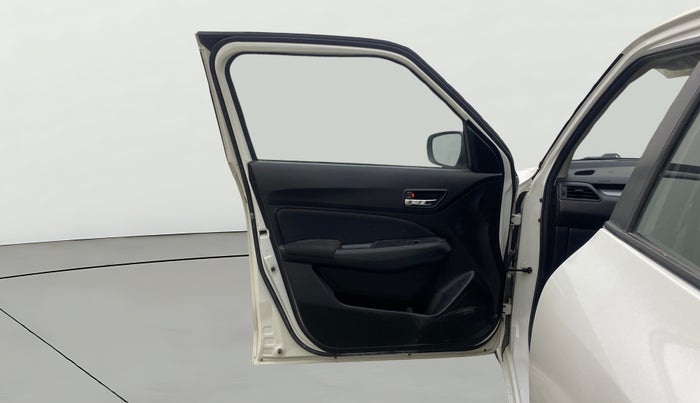 2018 Maruti Swift VXI, Petrol, Manual, 17,005 km, LHS Front Door