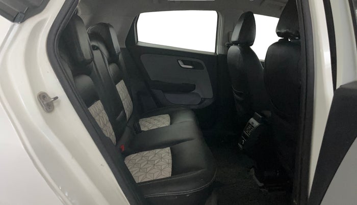 2020 Tata ALTROZ XZ PETROL, Petrol, Manual, 85,433 km, Right Side Rear Door Cabin