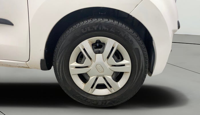 2016 Datsun Redi Go T (O), Petrol, Manual, 18,950 km, Right Front Wheel