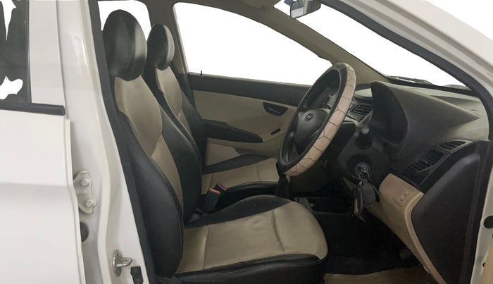 2014 Hyundai Eon ERA +, Petrol, Manual, 44,601 km, Right Side Front Door Cabin