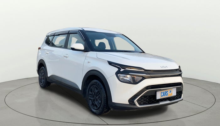 2024 KIA CARENS PREMIUM 1.5 PETROL 7 STR, Petrol, Manual, 20,724 km, Right Front Diagonal