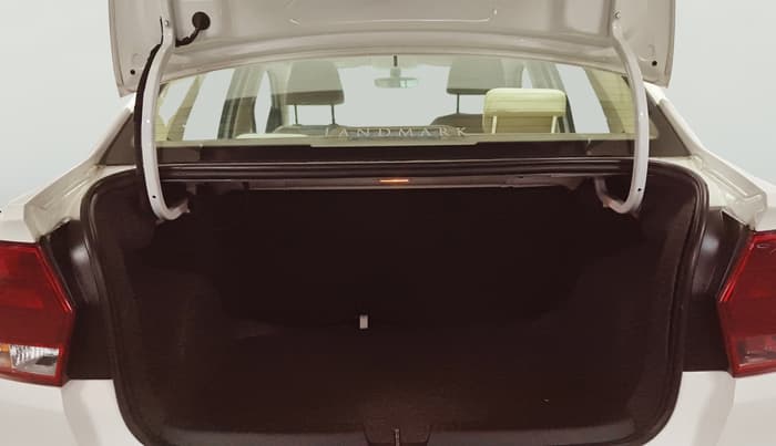 2018 Volkswagen Ameo HIGHLINE PLUS 1.0L 16 ALLOY, Petrol, Manual, 1,13,616 km, Boot Open Zoomed View