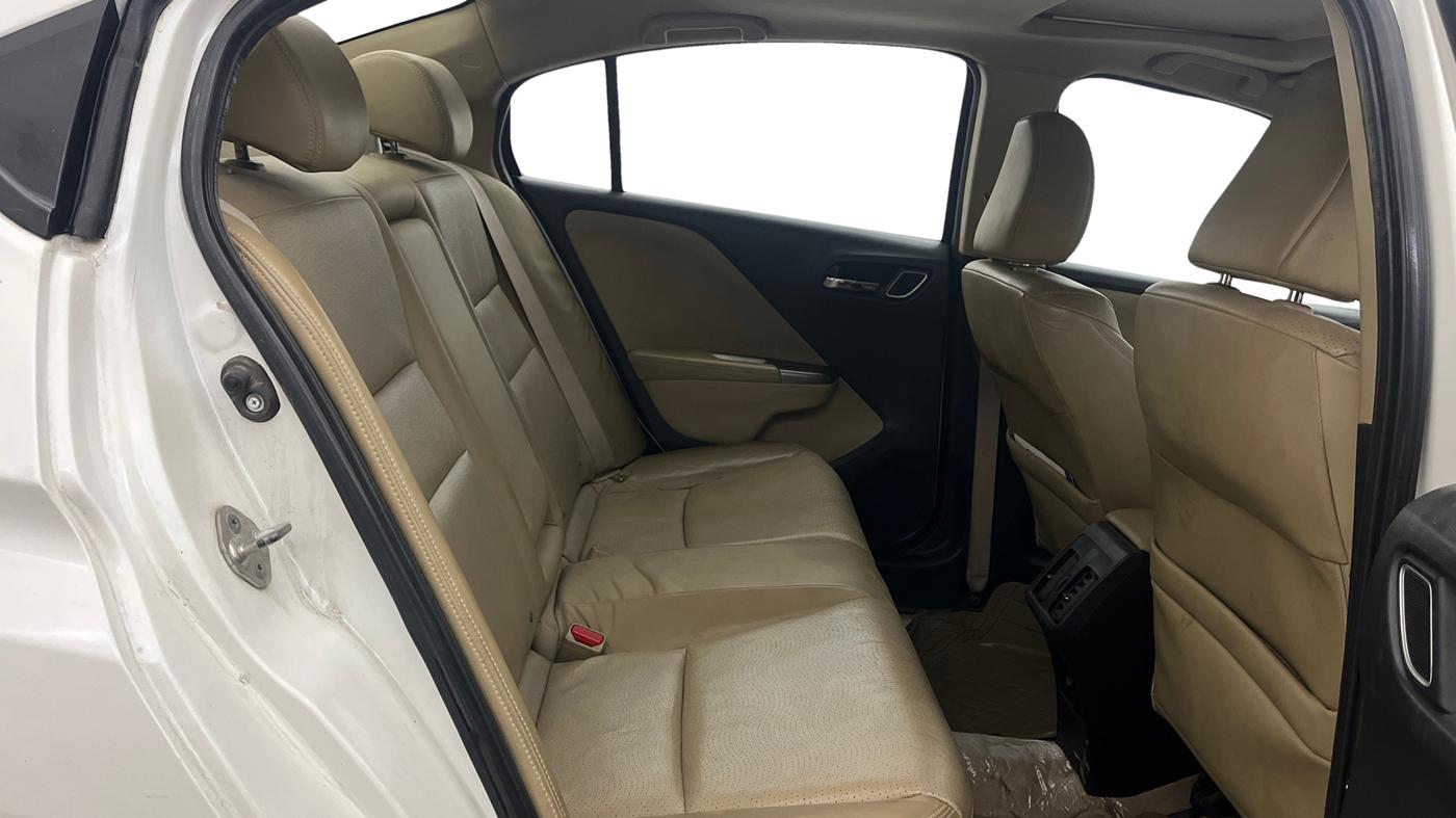 2017 Honda City 1.5L I-VTEC ZX CVT, Petrol, Automatic, 54,181 km, Right Side Rear Door Cabin