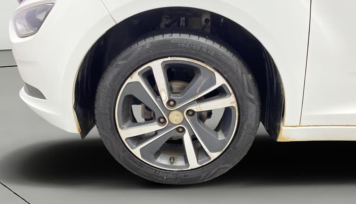 2021 Tata ALTROZ XZ PETROL, Petrol, Manual, 54,620 km, Left Front Wheel