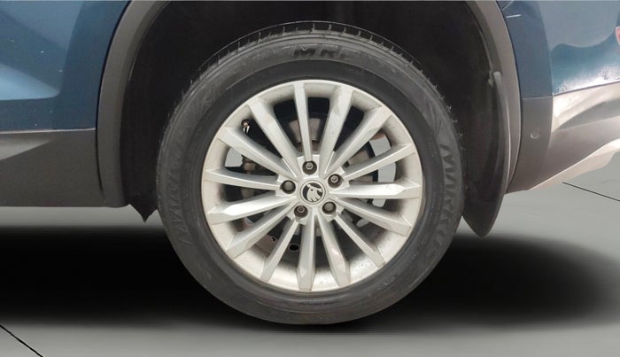 2021 Skoda Kodiaq Scout 2.0 TSI AT (4x4), Petrol, Automatic, 80,095 km, Left Rear Wheel