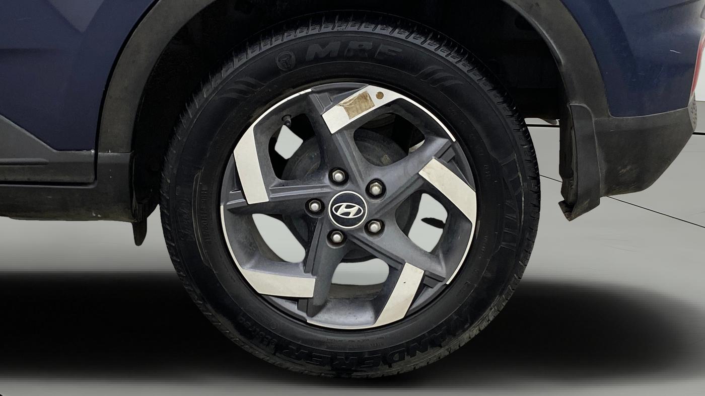 2022 Hyundai VENUE S (O) 1.0 Turbo Petrol DCT, Petrol, Automatic, 27,906 km, Left Rear Wheel