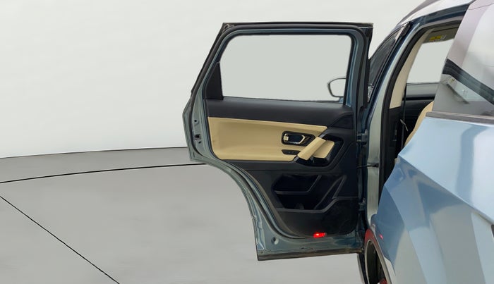 2021 Tata Safari XZA PLUS, Diesel, Automatic, 17,490 km, LHS Rear Door