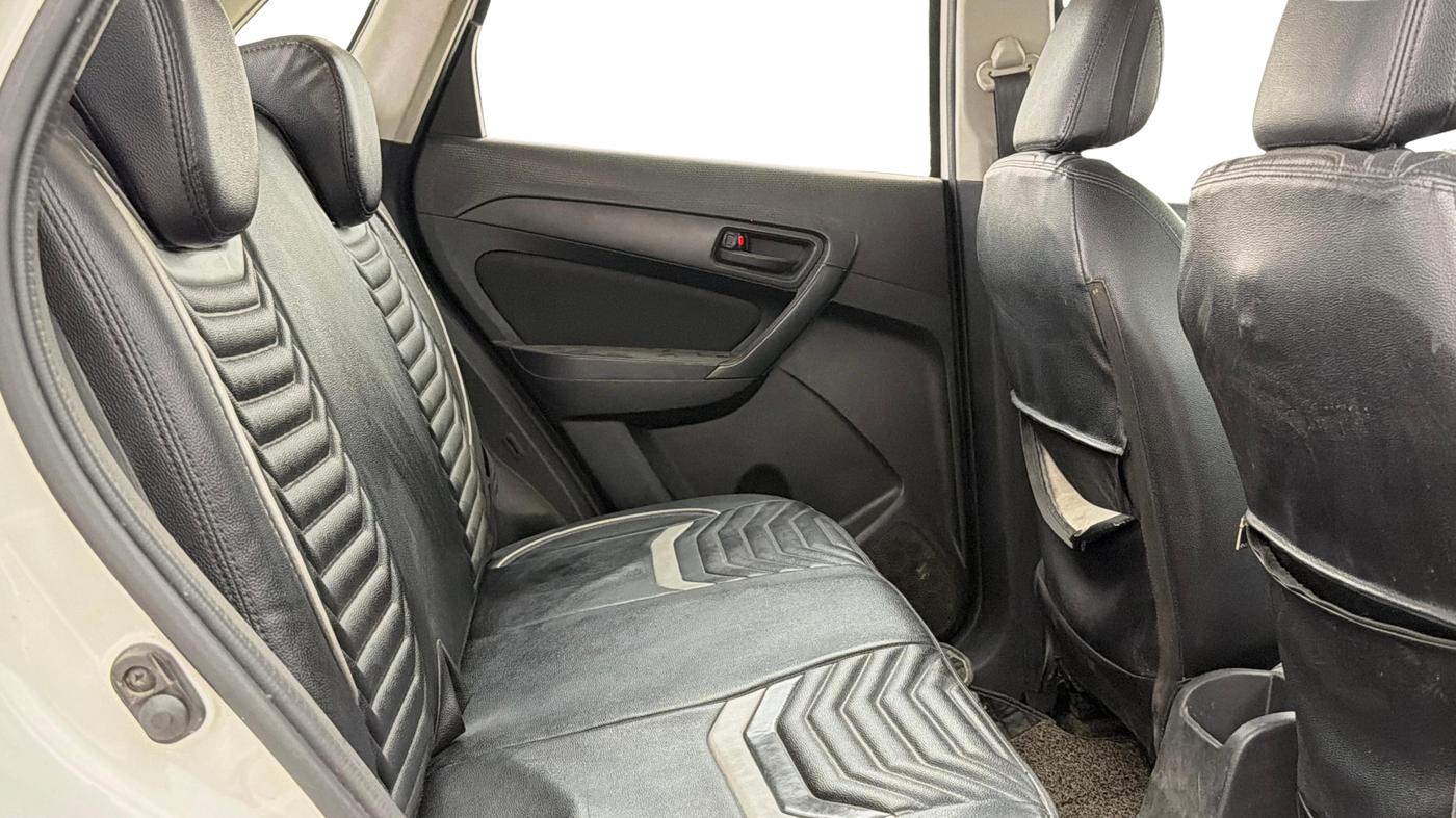 2021 Maruti Vitara Brezza VXI, Petrol, Manual, 96,997 km, Right Side Rear Door Cabin