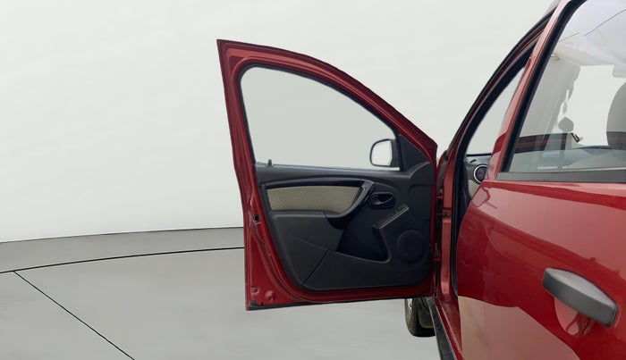 2015 Renault Duster RXL PETROL, Petrol, Manual, 52,802 km, LHS Front Door