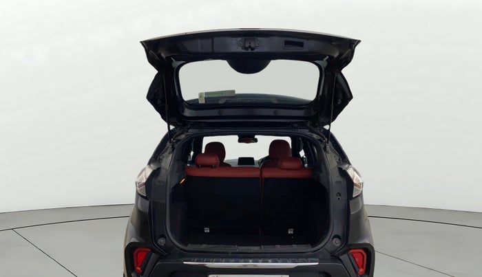 2023 Tata NEXON XZA PLUS LUX SUNROOF RED DARK DIESEL, Diesel, Automatic, 45,720 km, Boot Door Open