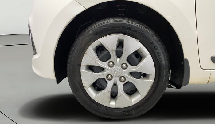 2015 Hyundai Xcent S 1.2, Petrol, Manual, 20,372 km, Left Front Wheel