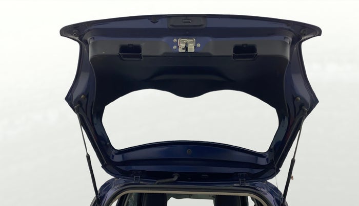 2023 Maruti Swift VXI AMT, Petrol, Automatic, 24,448 km, Boot Door Open