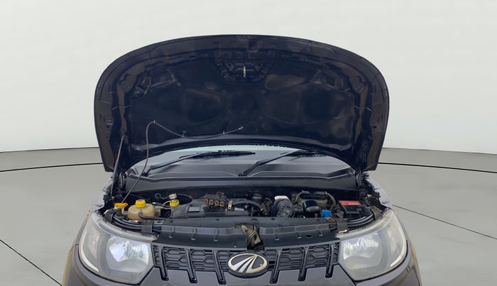 2018 Mahindra KUV 100 NXT K2 P 6 STR, CNG, Manual, 70,969 km, Open Bonet