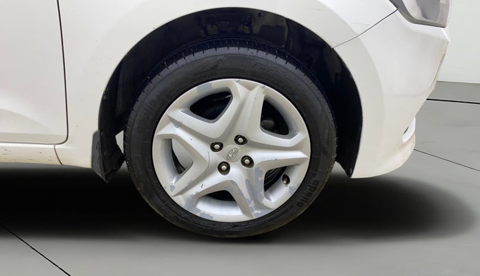 2017 Hyundai Elite i20 ASTA 1.2, Petrol, Manual, 75,093 km, Right Front Wheel