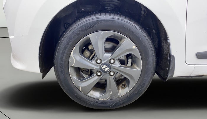 2018 Hyundai Grand i10 SPORTZ 1.2 KAPPA VTVT DUAL TONE, Petrol, Manual, 37,040 km, Left Front Wheel