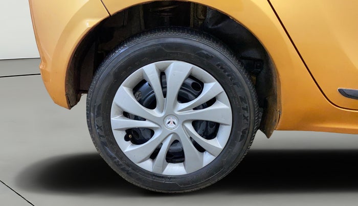 2016 Tata Tiago XT PETROL, Petrol, Manual, 60,689 km, Right Rear Wheel