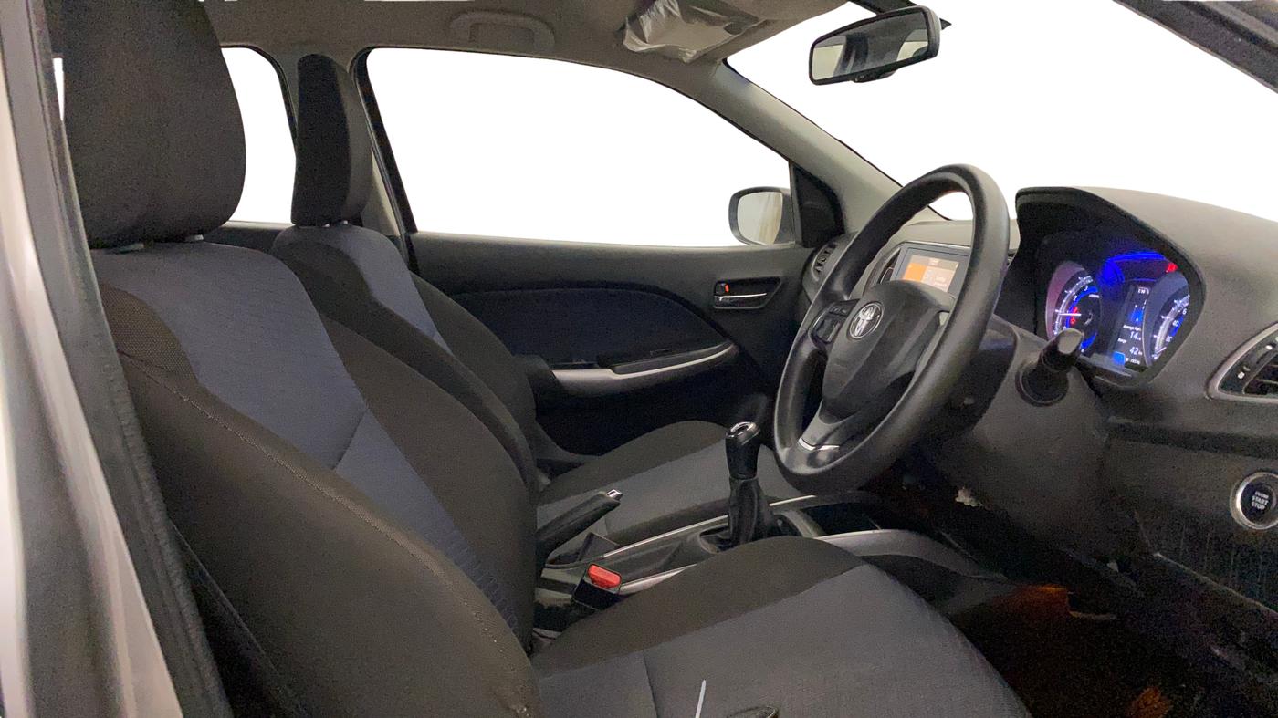2020 Toyota Glanza G, Petrol, Manual, 38,431 km, Right Side Front Door Cabin