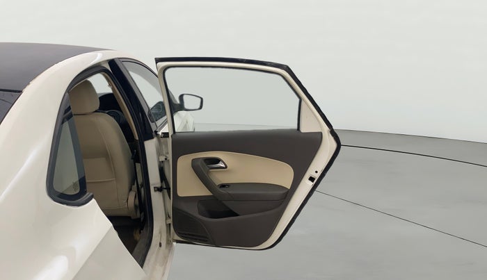 2014 Volkswagen Vento HIGHLINE PETROL AT, Petrol, Automatic, 31,816 km, RHS Rear Door