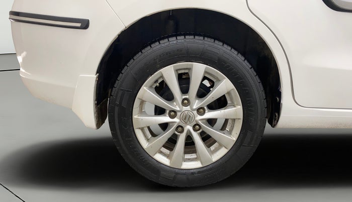 2015 Maruti Ertiga ZXI, Petrol, Manual, 96,665 km, Right Rear Wheel