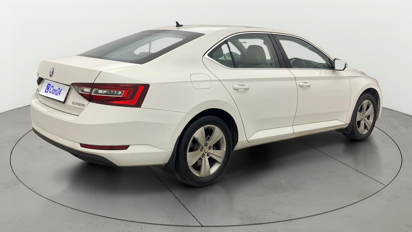 2018 Skoda Superb STYLE 1.8 TSI MT, Petrol, Manual, 86,410 km, Right Back Diagonal