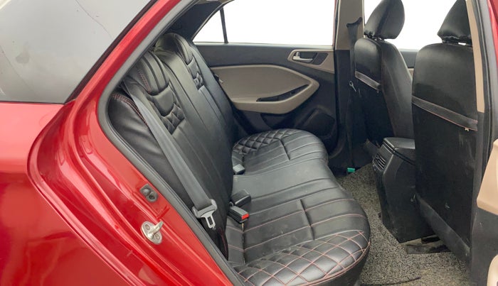 2020 Hyundai Elite i20 SPORTZ PLUS 1.2, Petrol, Manual, 96,290 km, Right Side Rear Door Cabin