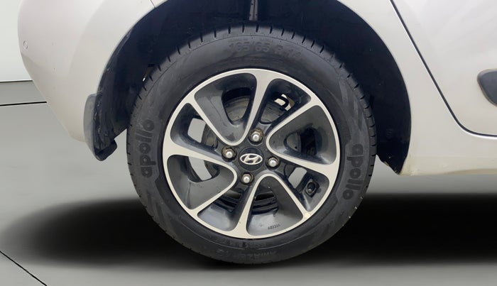 2018 Hyundai Grand i10 SPORTZ AT 1.2 KAPPA VTVT, Petrol, Automatic, 61,118 km, Right Rear Wheel