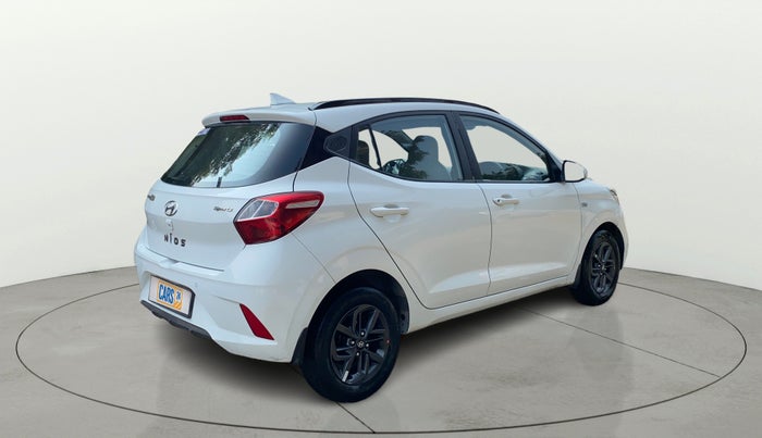 2021 Hyundai GRAND I10 NIOS SPORTZ AMT 1.2 KAPPA VTVT, Petrol, Automatic, 54,595 km, Right Back Diagonal