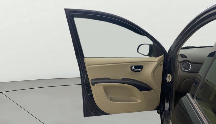 2013 Hyundai i10 SPORTZ 1.2 AT, Petrol, Automatic, 76,045 km, LHS Front Door