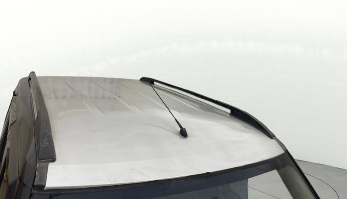 2018 Mahindra TUV300 T8, Diesel, Manual, 1,16,362 km, Roof