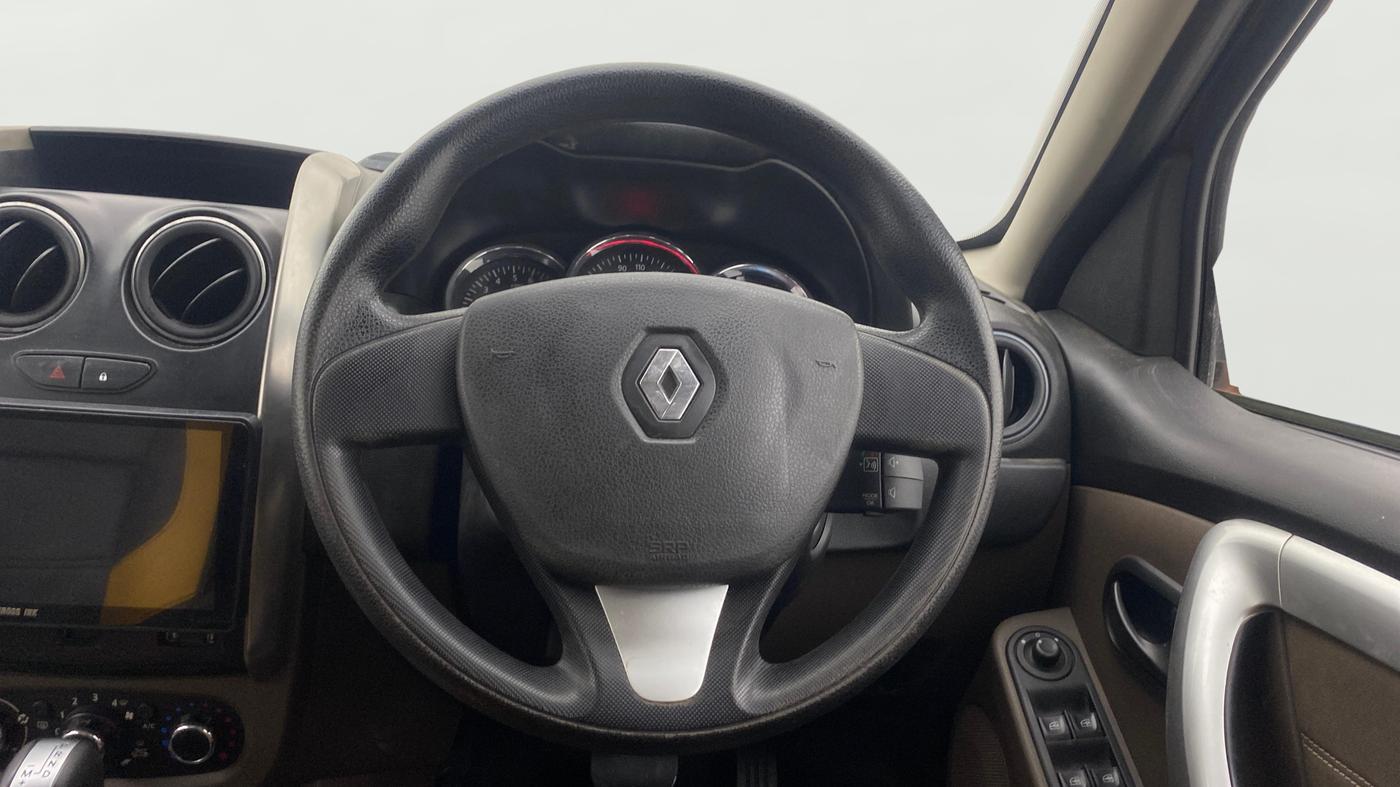 2018 Renault Duster RXS CVT, Petrol, Automatic, 98,904 km, Steering Wheel Close Up