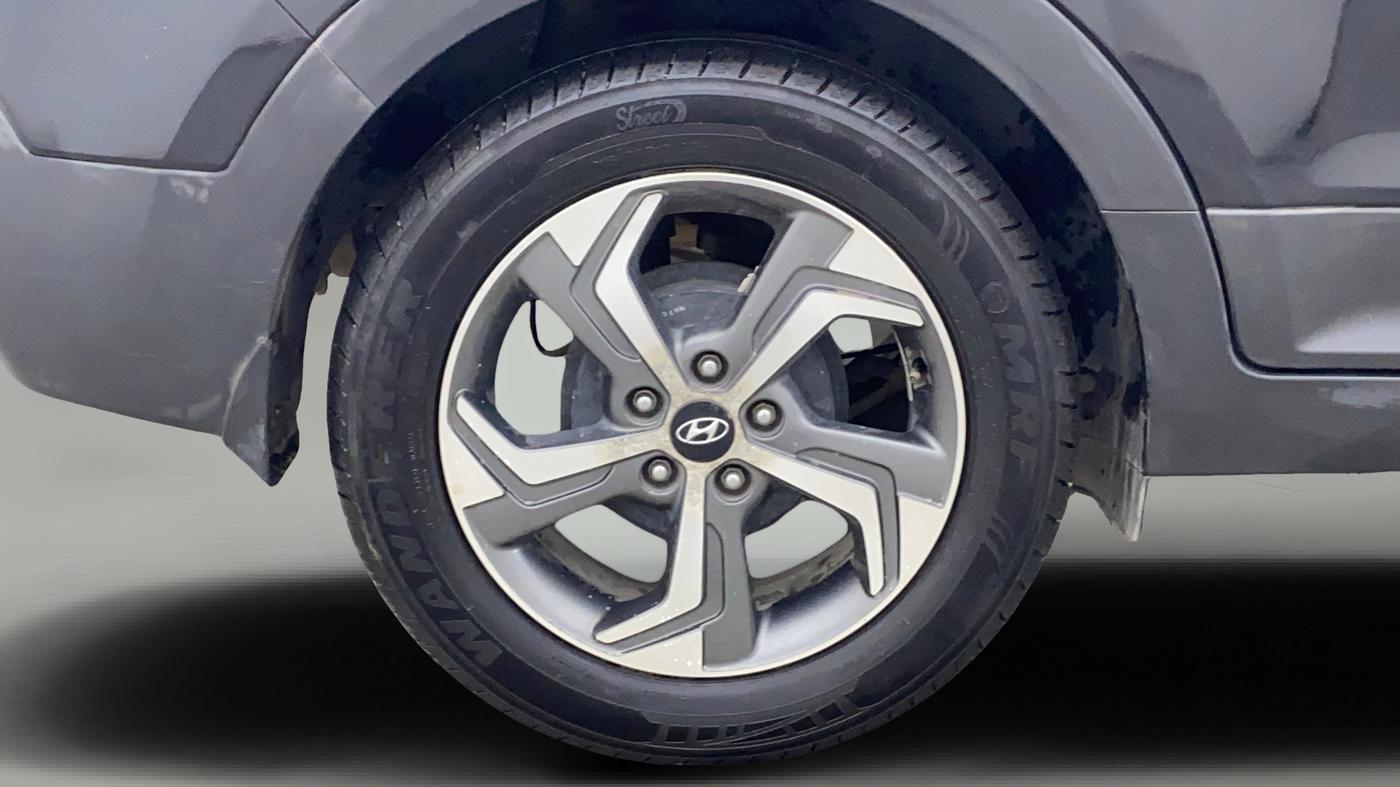 2018 Hyundai Creta SX AT 1.6 PETROL, Petrol, Automatic, 65,608 km, Right Rear Wheel