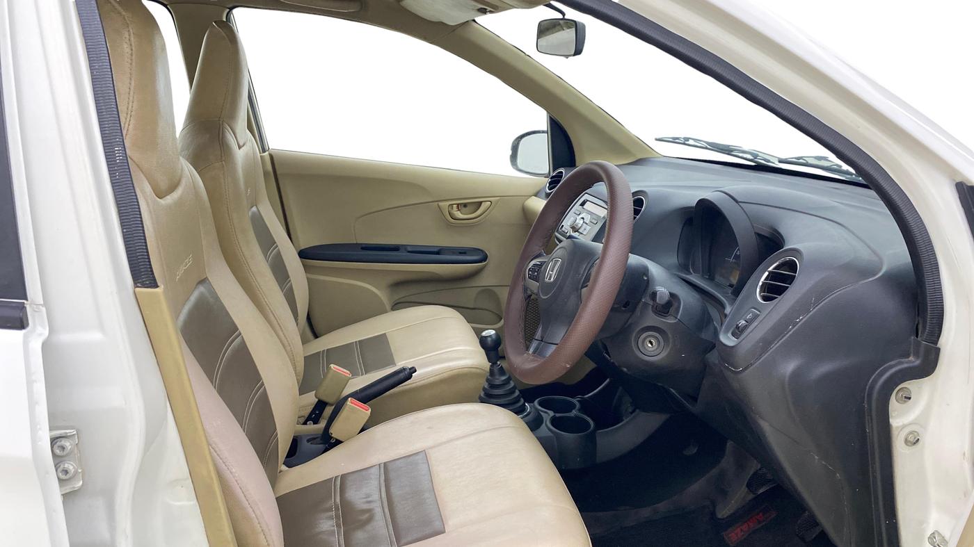 2015 Honda Amaze 1.2L I-VTEC S, Petrol, Manual, 69,659 km, Right Side Front Door Cabin