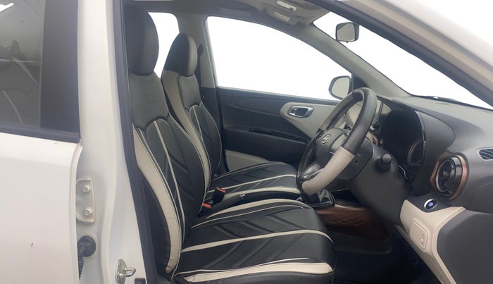 2022 Hyundai AURA SX 1.2, Petrol, Manual, 74,377 km, Right Side Front Door Cabin