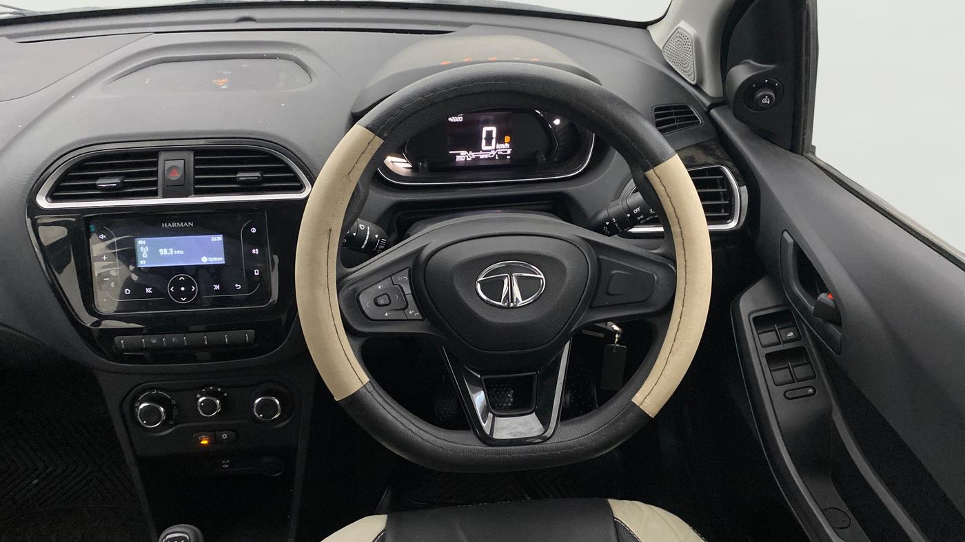 2022 Tata TIAGO NRG XT MT, Petrol, Manual, 3,954 km, Steering Wheel Close Up