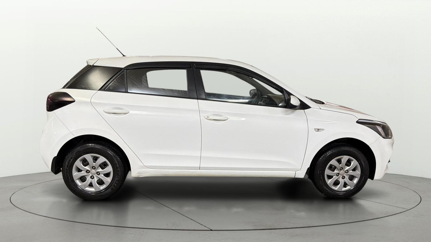 2019 Hyundai Elite i20 MAGNA PLUS 1.2, Petrol, Manual, 50,785 km, Right Side View