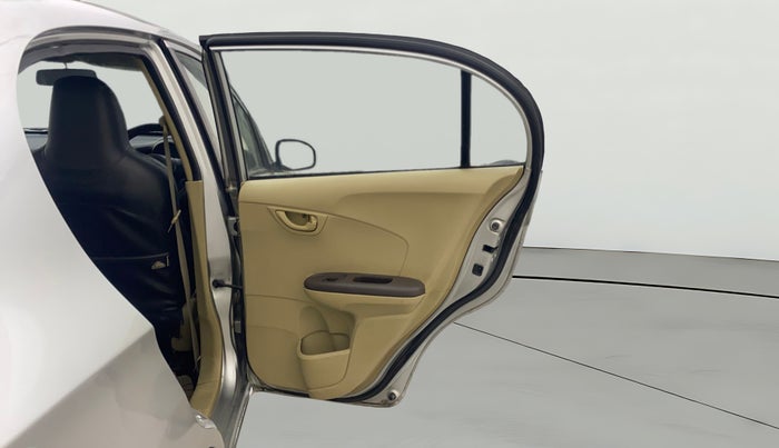 2014 Honda Amaze 1.2L I-VTEC EX, Petrol, Manual, 1,44,908 km, RHS Rear Door