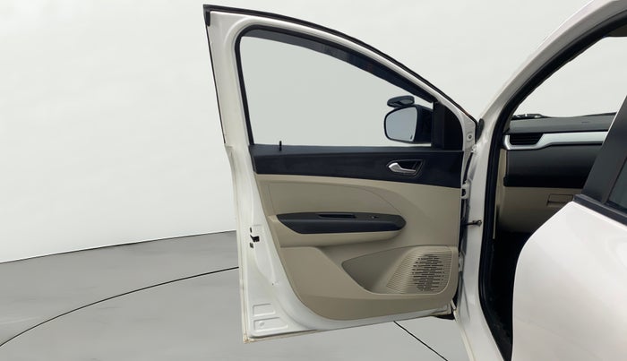 2022 Renault TRIBER RXZ, Petrol, Manual, 20,854 km, LHS Front Door