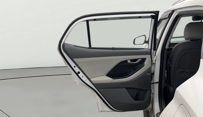 2024 Hyundai Creta SX (O) 1.5 TURBO DCT, Petrol, Automatic, 8,226 km, LHS Rear Door