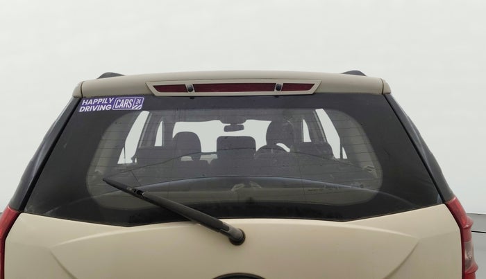 2017 Mahindra XUV500 W6, Diesel, Manual, 96,266 km, Rear Windshield