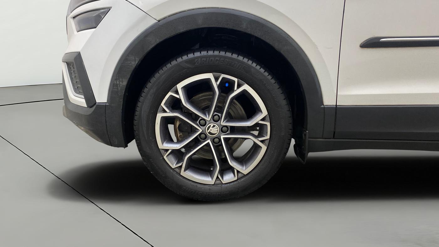2022 Skoda KUSHAQ STYLE 1.5L TSI MT, Petrol, Manual, 95,350 km, Left Front Wheel