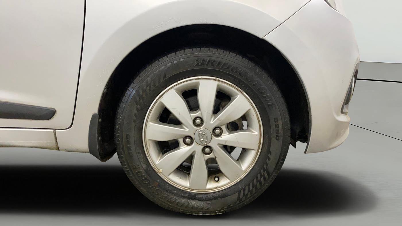 2014 Hyundai Xcent S (O) 1.2, Petrol, Manual, 68,140 km, Right Front Wheel
