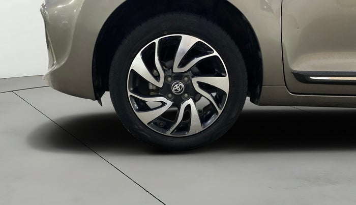 2022 Toyota Glanza G, Petrol, Manual, 39,427 km, Left Front Wheel