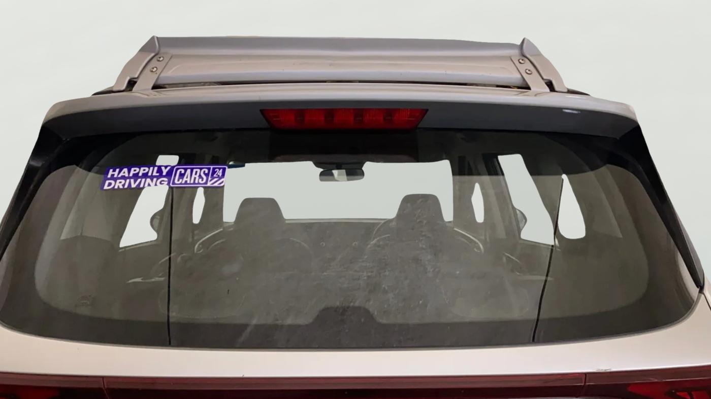 2022 KIA CARENS PRESTIGE 1.4 PETROL 7 STR, Petrol, Manual, 30,835 km, Rear Windshield