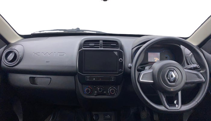 2022 Renault Kwid RXT 1.0 AMT, Petrol, Automatic, 2,690 km, Dashboard