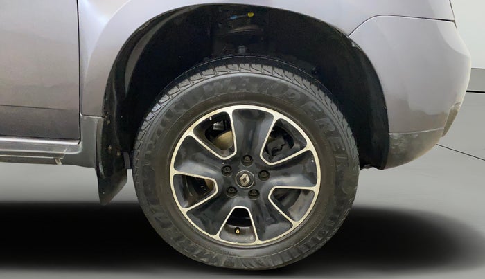 2018 Renault Duster RXS PETROL, Petrol, Manual, 40,570 km, Right Front Wheel