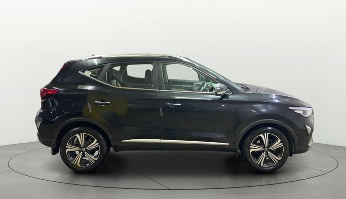 2023 MG ASTOR SHARP 1.5 CVT, Petrol, Automatic, 17,581 km, Right Side View