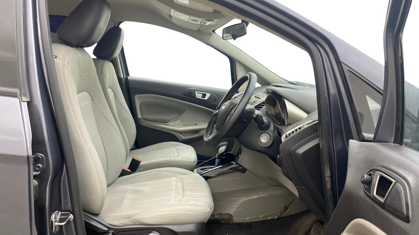 2015 Ford Ecosport TITANIUM 1.5L PETROL AT, Petrol, Automatic, 1,04,391 km, Right Side Front Door Cabin
